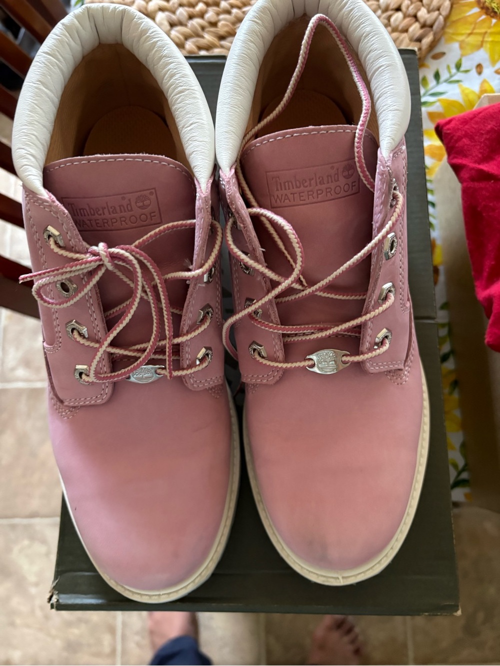 Timberland Pink Leather Waterproof Lace-Up Boots with Cream Collar